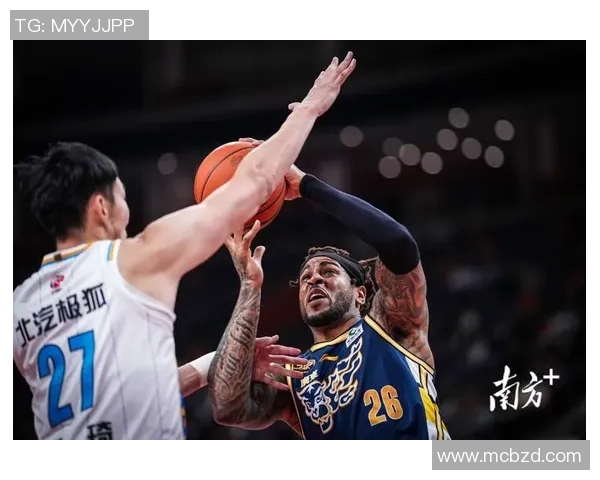 2013年CBA季后赛广东队对阵北京队精彩回顾与赛况分析