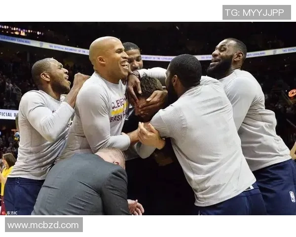 2017年骑士与雄鹿季前赛精彩对决回顾与分析 2017年骑士与雄鹿季前赛精彩对决回顾与分析