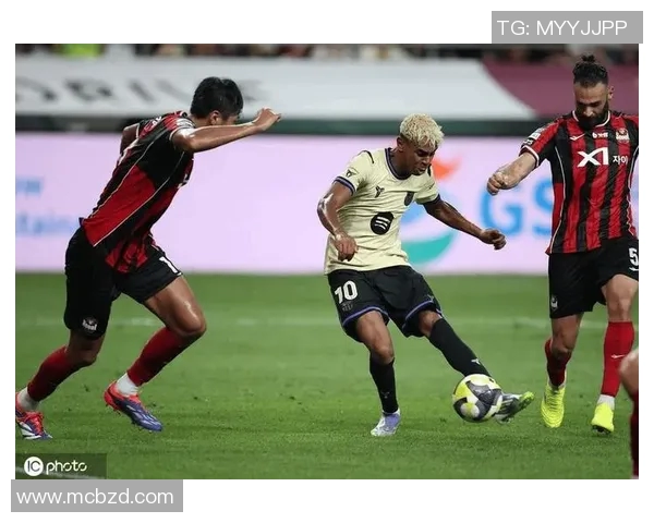 FC首尔与墨尔本胜利精彩对决回放全程解析与精彩瞬间重温