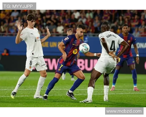 巴伦西亚与巴萨精彩对决全场录像回放及精彩瞬间分析