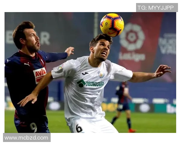 巴塞罗那与埃瓦尔精彩对决集锦回顾与分析