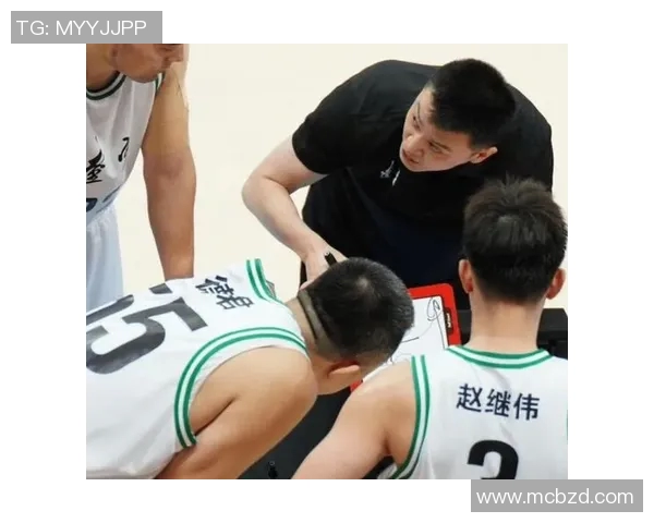 第7轮广东队对阵新疆队精彩对决引发球迷热议与期待 第7轮广东队对阵新疆队精彩对决引发球迷热议与期待