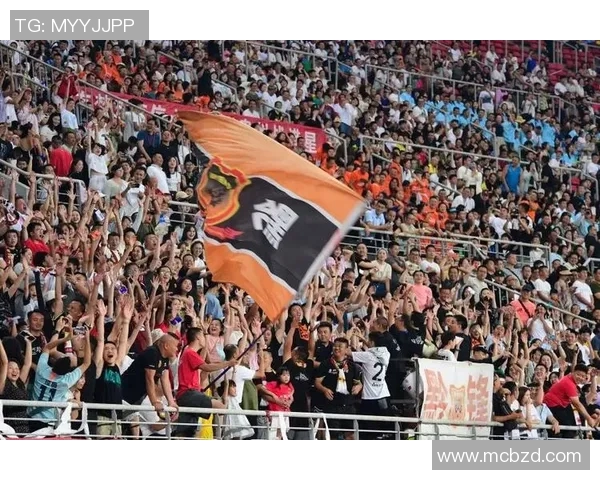 香港球迷热情观看贵州足球比赛直播感受激情与魅力 香港球迷热情观看贵州足球比赛直播感受激情与魅力